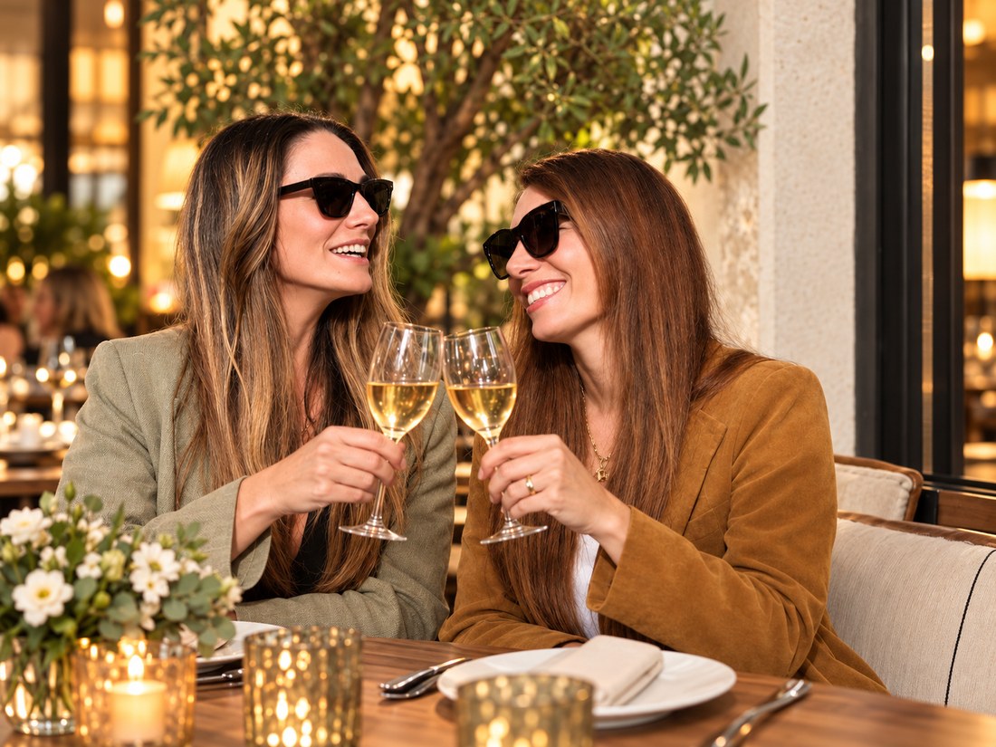 Montse y Estefanía, organizadoras de La Repera Eventos